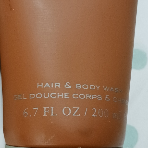 TOMMY BAHAMA HAIR & BODY WASH - Picture 3 of 6